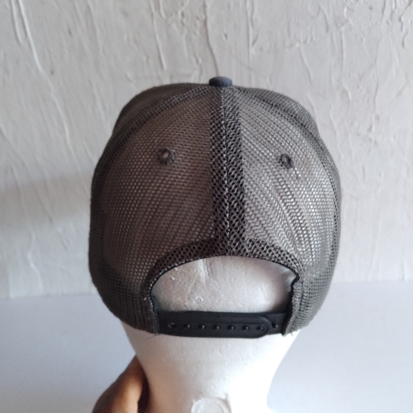 Pokemon gray hat - Picture 4 of 5